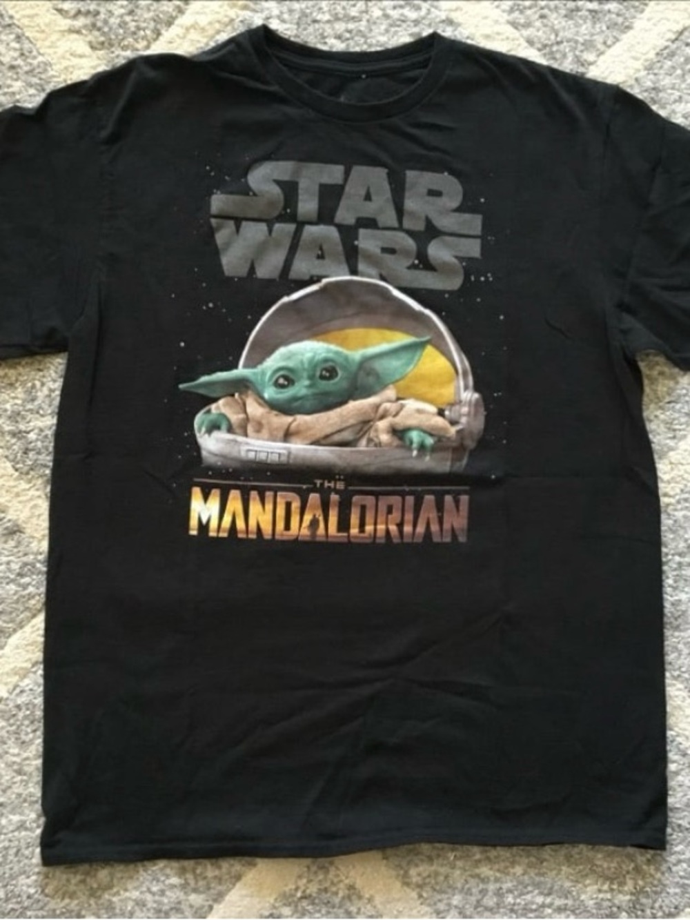 NWOT Star Wars The Mandalorian Grogu (Baby Yoda) Graphic T-Shirt, Sz L